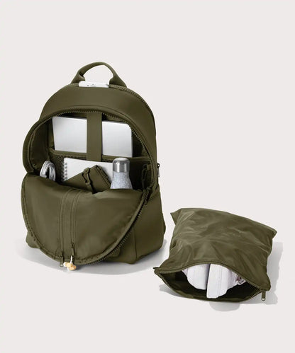 Dakota Backpack in Onyx, Small